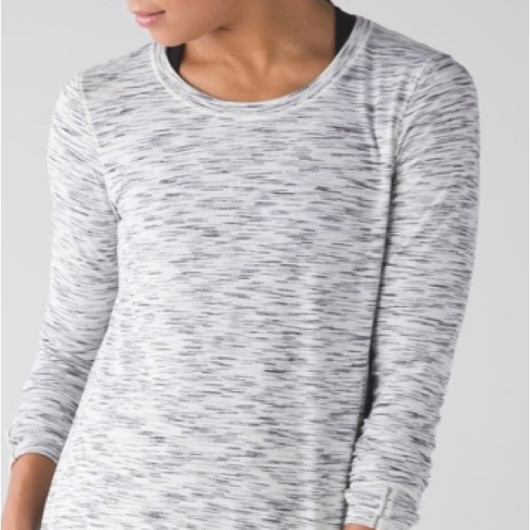 lululemon athletica Tops - Lululemon Beat The Heat Long Sleeve
